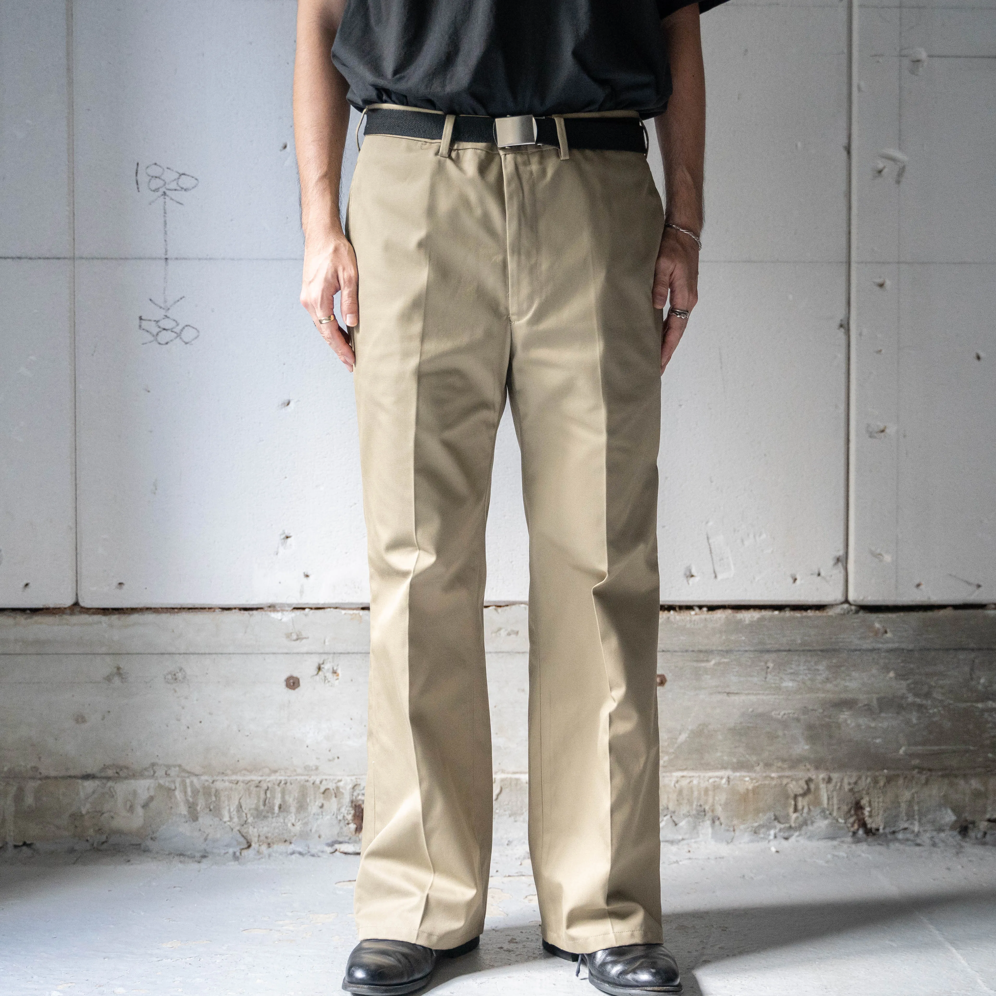 around 1990s Italian military beige color one tuck chino pants 'dead stock'