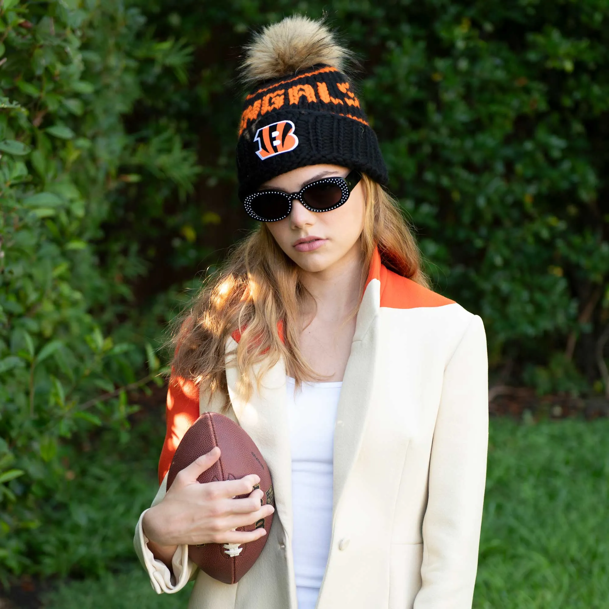 CINCINNATI BENGALS LELE SADOUGHI X NFL BLACK BEANIE FAUX FUR POM