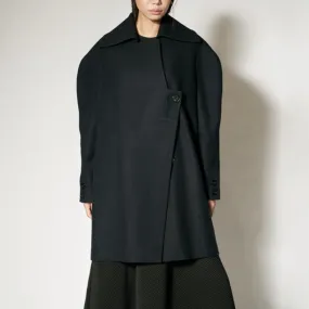 Dark navy structure signature avant-garde half coat