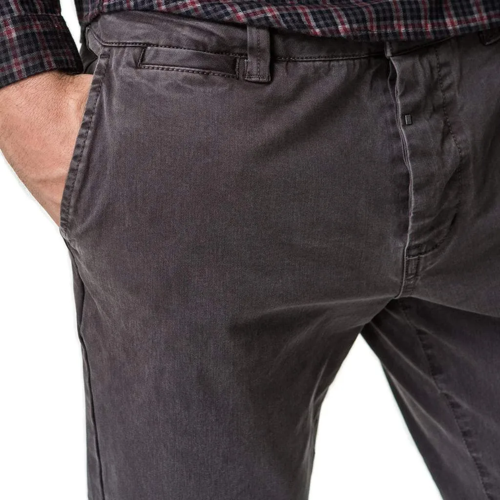 Trigger Stovepipe Chino Pants - Grey